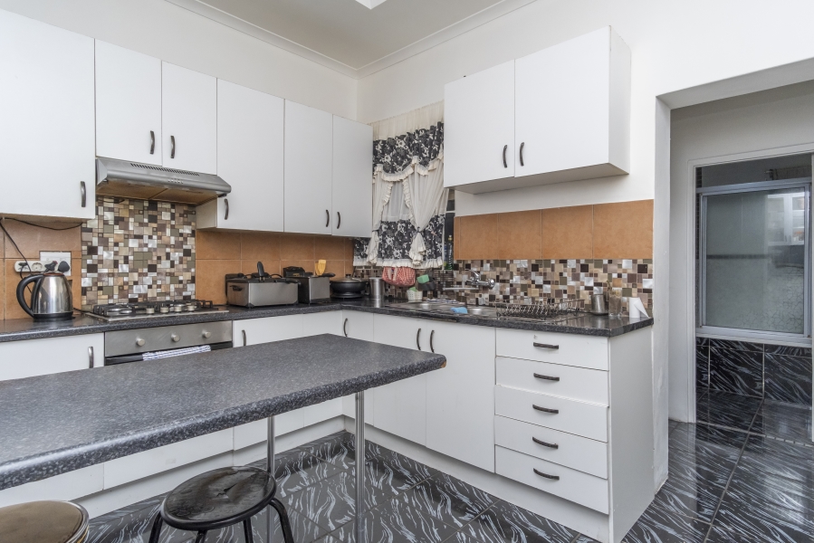 3 Bedroom Property for Sale in Woodstock Western Cape